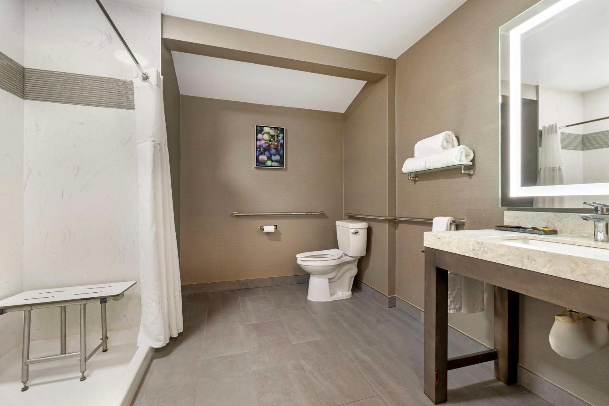 Best Western Plus Temecula Wine Country Hotel & Suites Экстерьер фото
