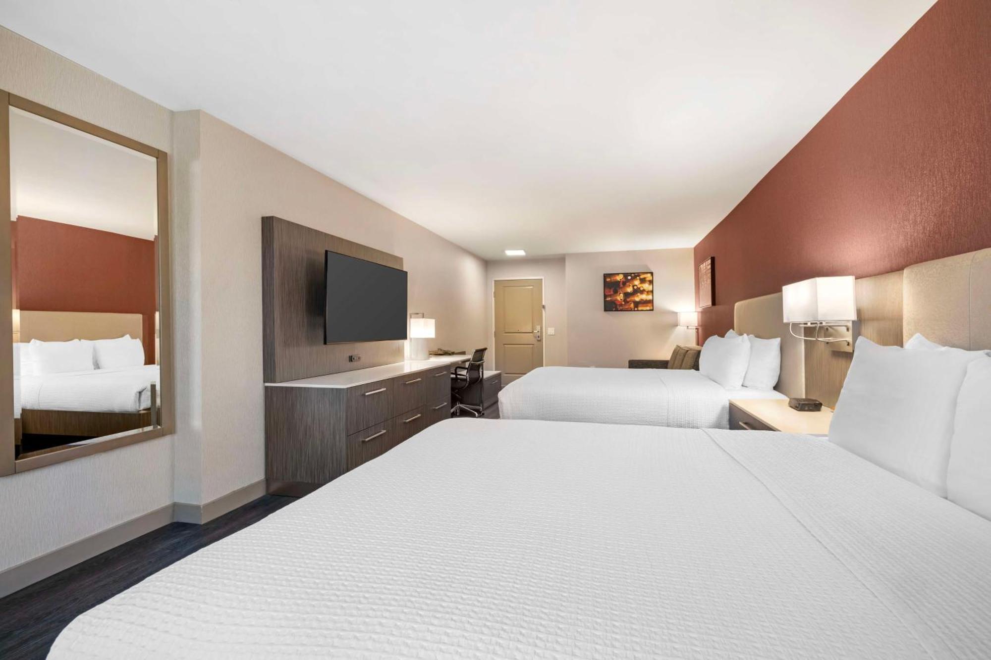 Best Western Plus Temecula Wine Country Hotel & Suites Экстерьер фото